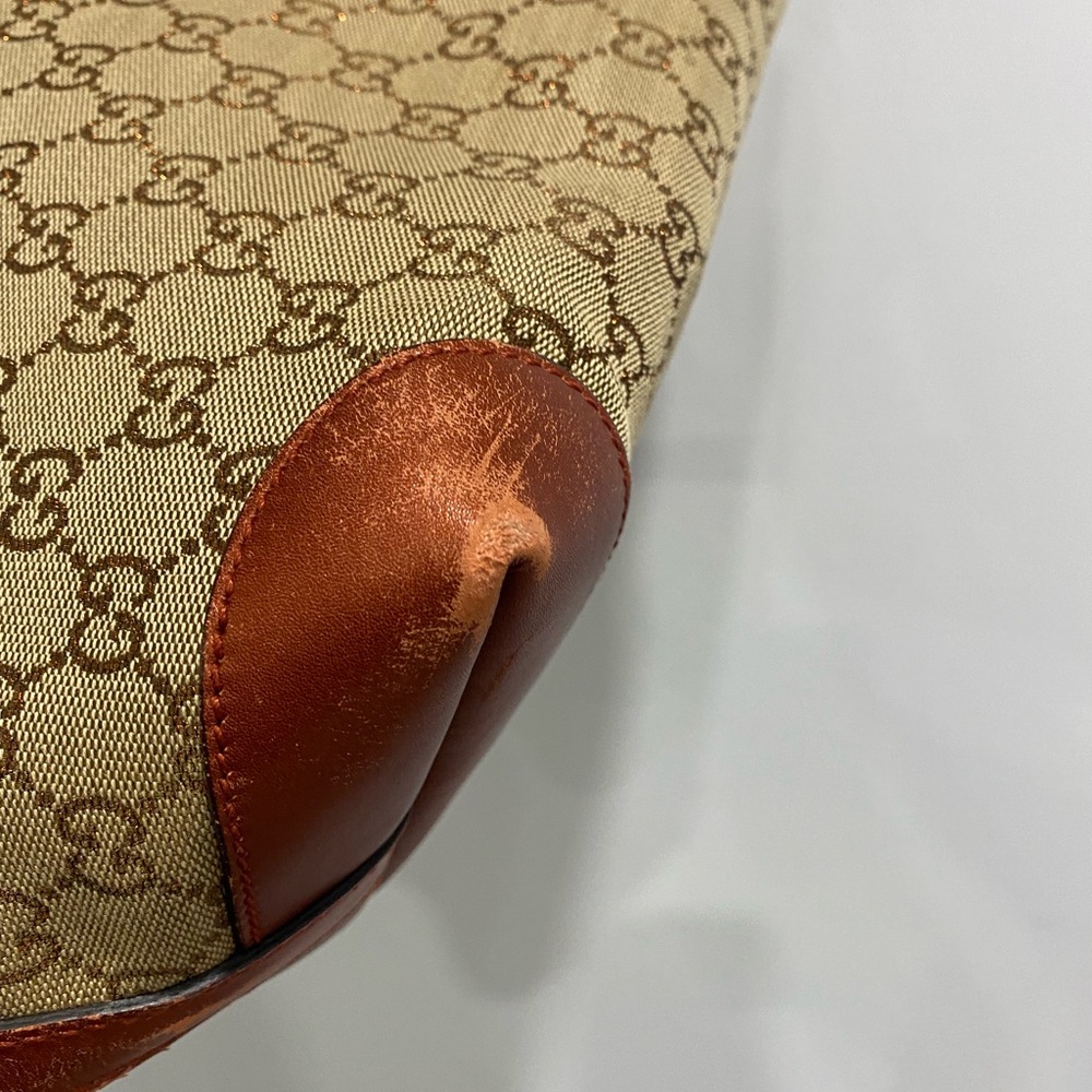 ❌SOLD❌ Gucci Tote Shoulder Bag with Pouch - Picture 7 of 8